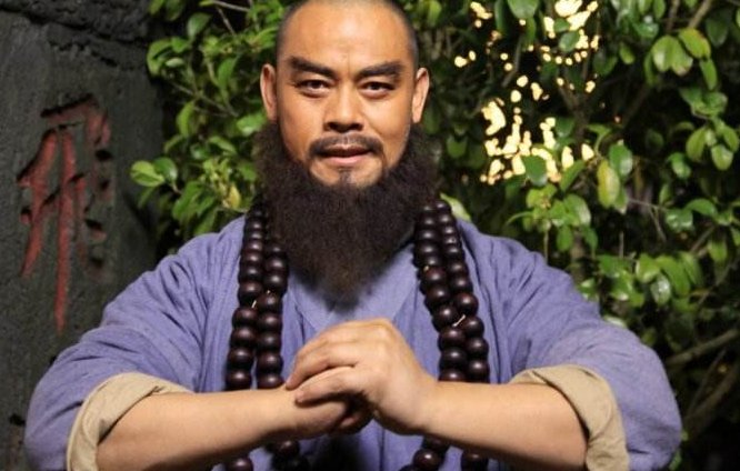 水浒传里的鲁智深是怎么死的