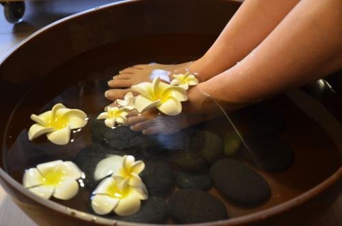 泰国带回来的saitip massage oil 精油该如何使用呢?