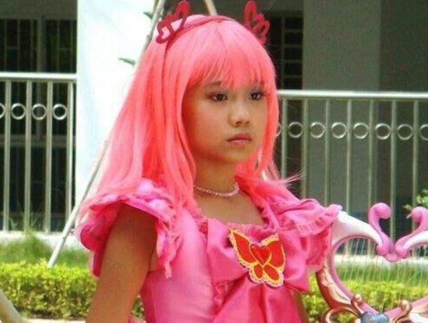 《巴拉啦小魔仙》中美雪的扮演者叫什么名字？