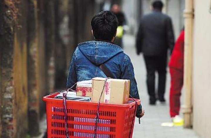 做快递员好干吗？