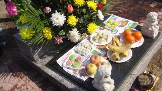 给别人发“清明节快乐”的人,到底是什么心态?