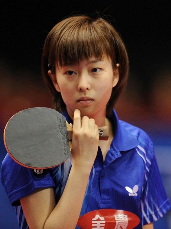 石川佳纯为什么会中文?