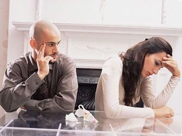 已婚男疑遭小三殴打致死，这样的男人值得同情吗？