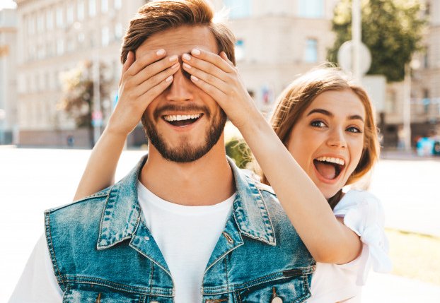 男人想你想到“发疯”时，会有哪些行为？