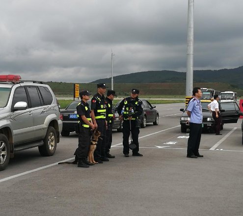 昆明长水机场一旅客为什么谎称飞机有炸弹？