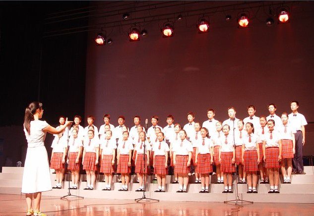 东方红歌曲歌词