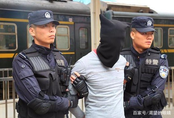 男子用玩具枪抢劫银行，这到底是怎么回事呢?