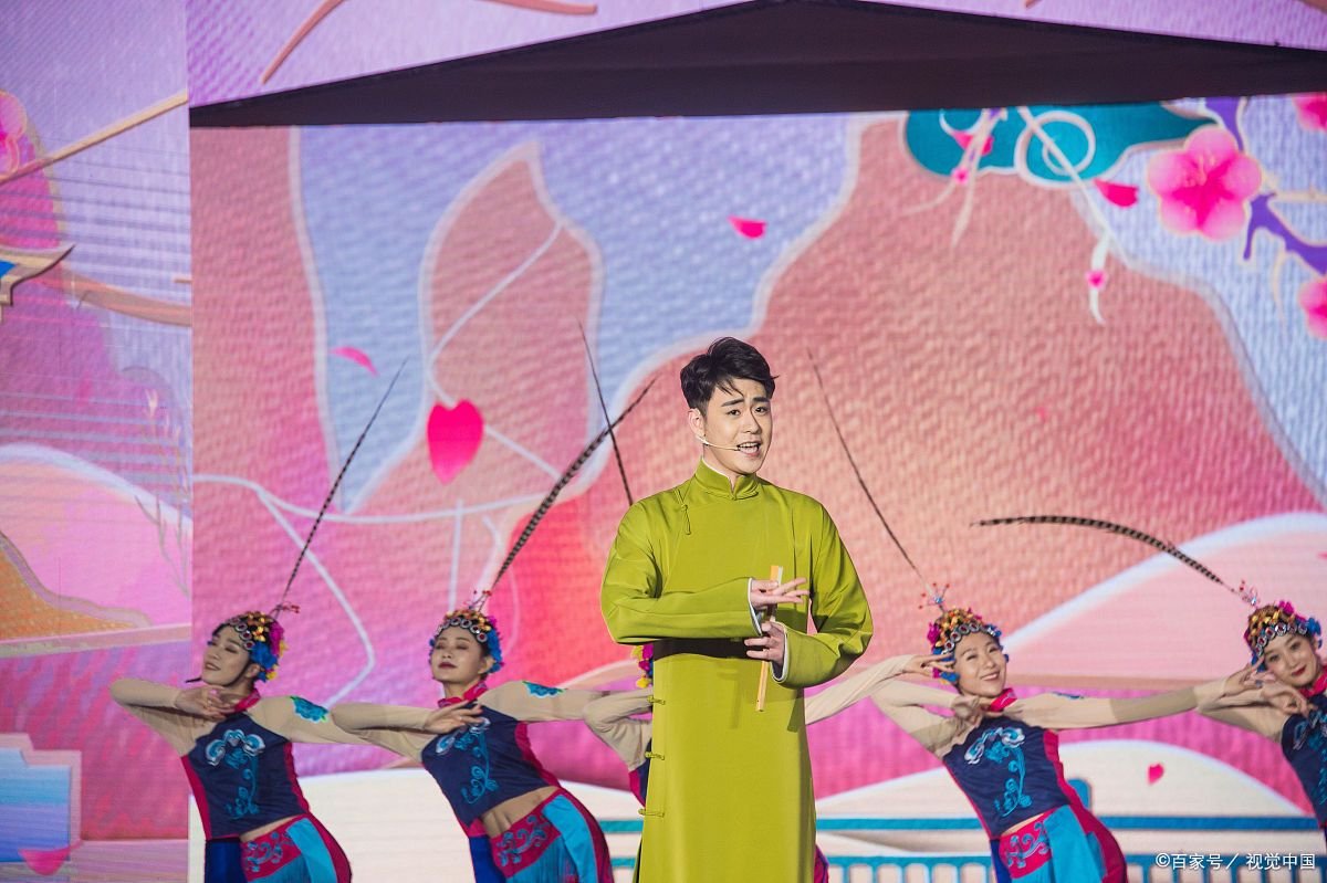 德云社 张云雷什么时候、因为什么离开德云社的?、 为什么又回来了?、?、