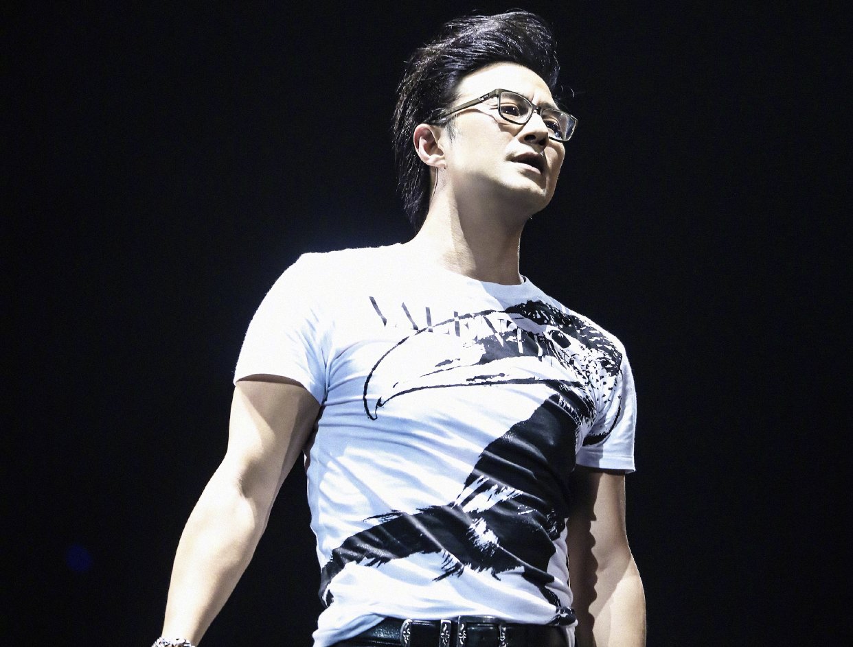 毛晓彤发文“支持新歌并且让汪峰多发新歌”,汪峰发新歌是个什么梗?