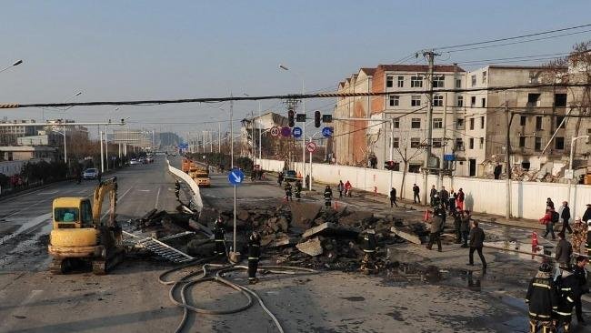 武汉一路面发生爆炸,地下沼气为什么会引起爆炸?