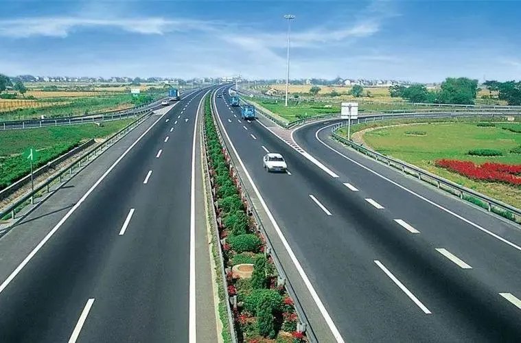 免高速费是以上高速还是下高速为准