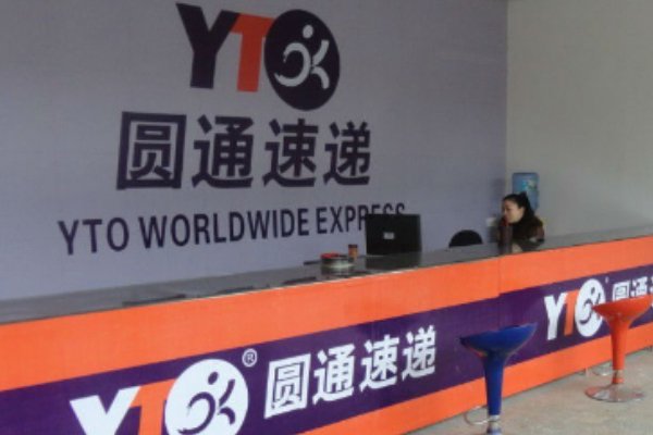 哪里可以寄存行李箱?