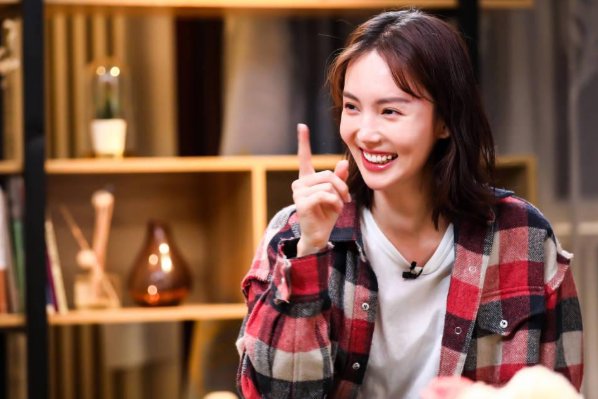 如何看待如今金晨的成功?