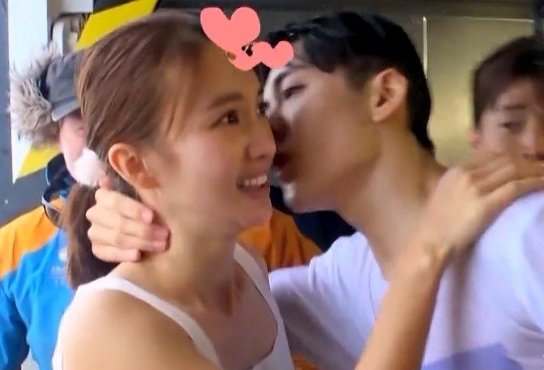 如何看待如今金晨的成功?