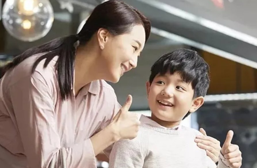 家长寄语怎么写鼓励孩子的话简短