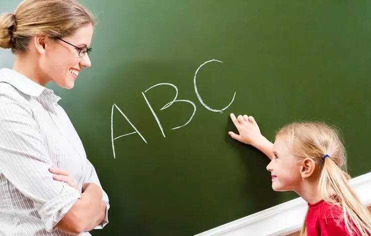 班主任受到了委屈 该如何安慰