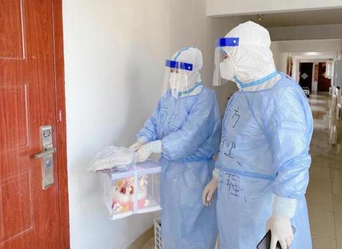 银川一女子为见男友擅自逃离隔离管控,警方对其采取了什么举措?