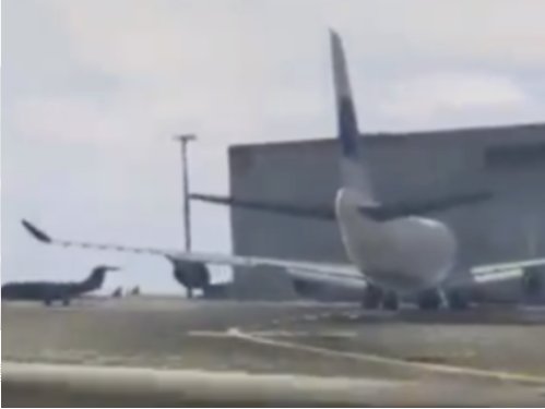 gta5大飞机怎么开？