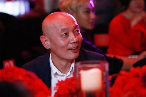 葛优饰演的严守一是个什么样的角色?