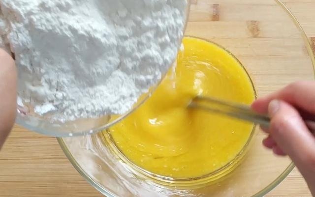 不用烤箱能做蛋糕吗？