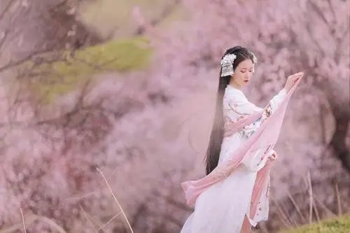 古时“桃李年华”是指女子几岁？为何这么命名？