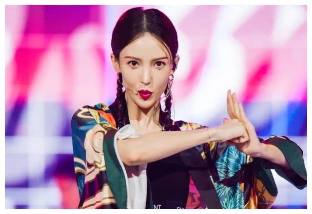 如何看待如今金晨的成功?