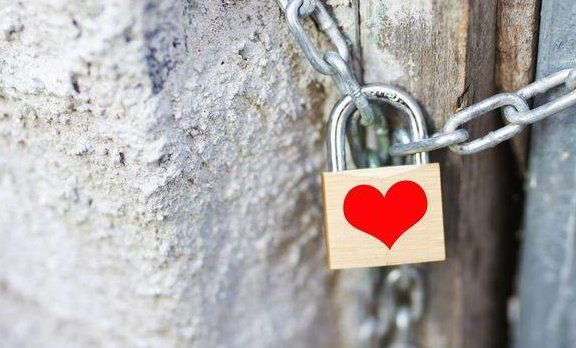 爱意随风起 风止意难平 这句话是什么意思?