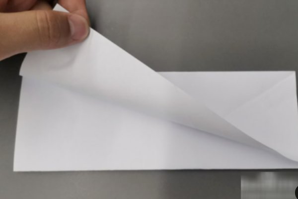 蝴蝶振翅纸飞机怎么折