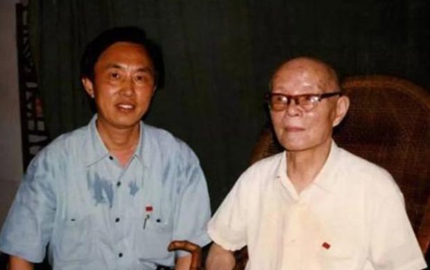 五星红旗是谁设计的？