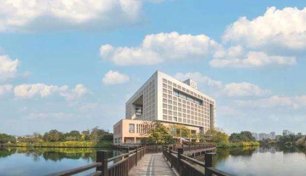 重庆师范大学是几本?