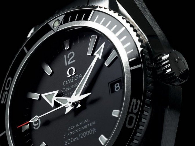 为什么说“穷玩车，富玩表”？