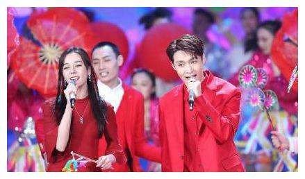 迪丽热巴和张艺兴之间的关系怎么样?