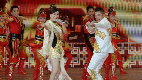 歌词里有摇摆、摇摆是啥歌