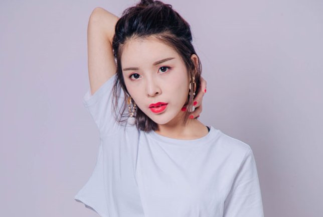 分开这些年怀念太多是什么歌名