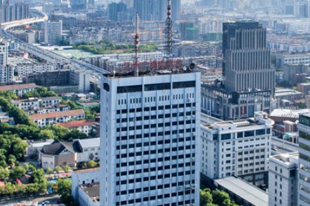 江西卫视都市现场报料热线是多少