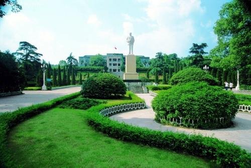 肇庆学院怎么样啊