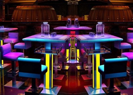 酒吧的高台和散座有什么区别？