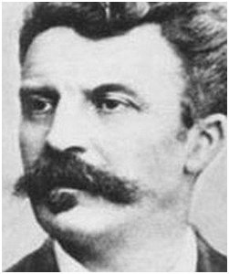 福楼拜是位怎样的老师，怎样教出短篇之王莫泊桑的呢？