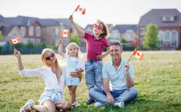 我们熟悉的母亲节是源自于哪个国家？