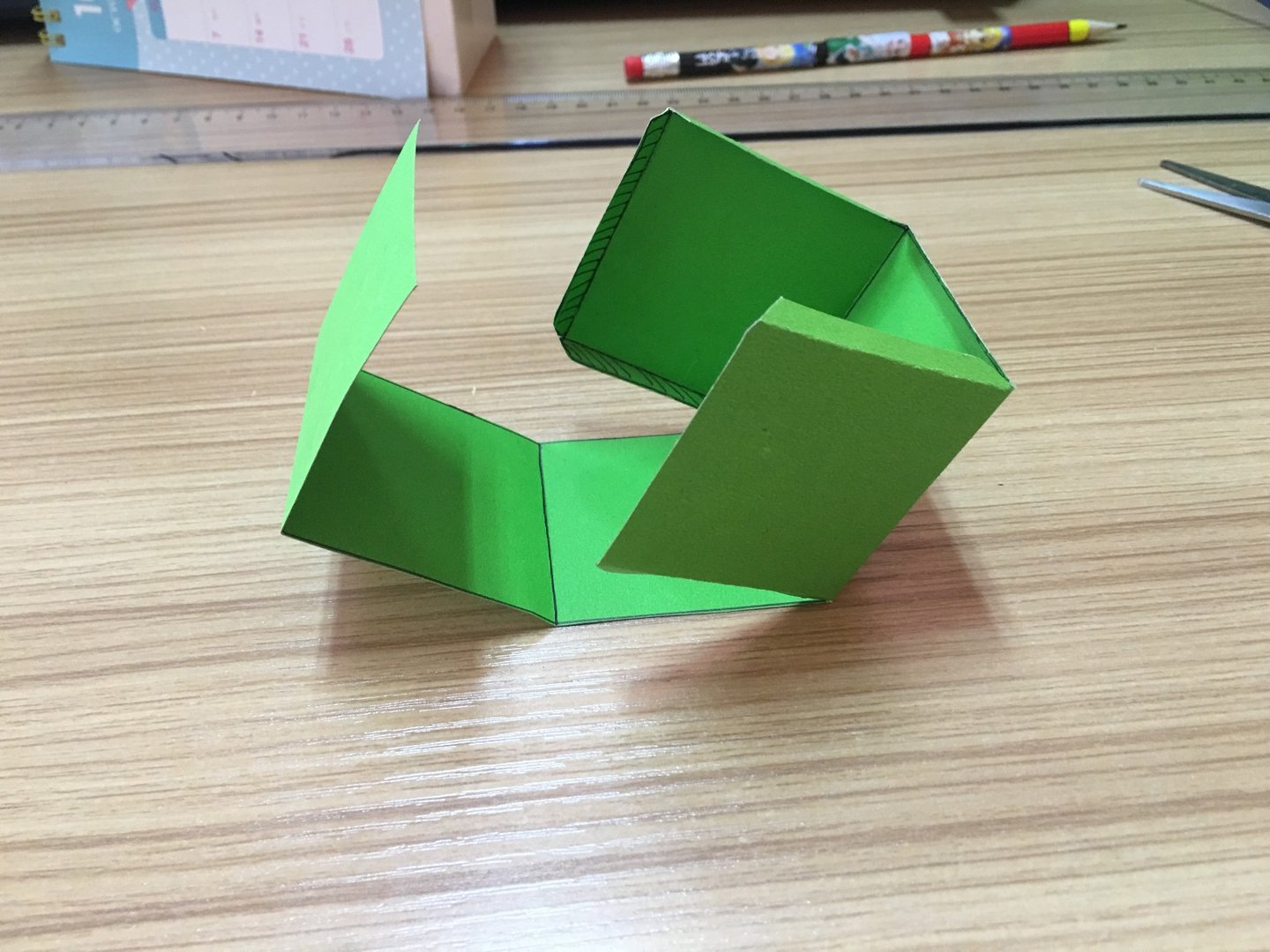 怎样用卡纸制作正方体、长方体