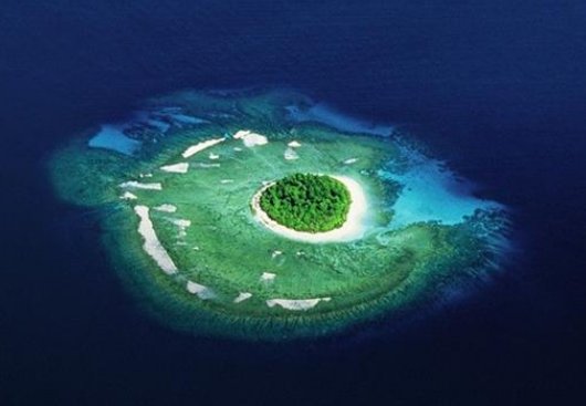 汤加有多少人口和面积？