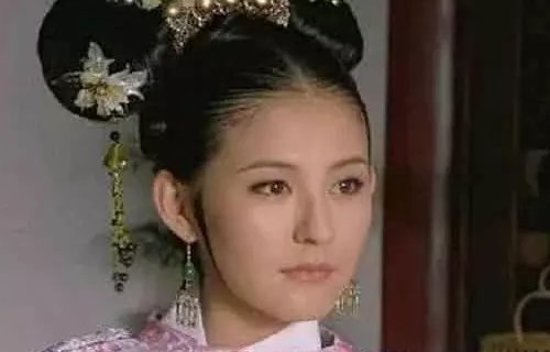 《甄嬛传》宁嫔为什么自尽？