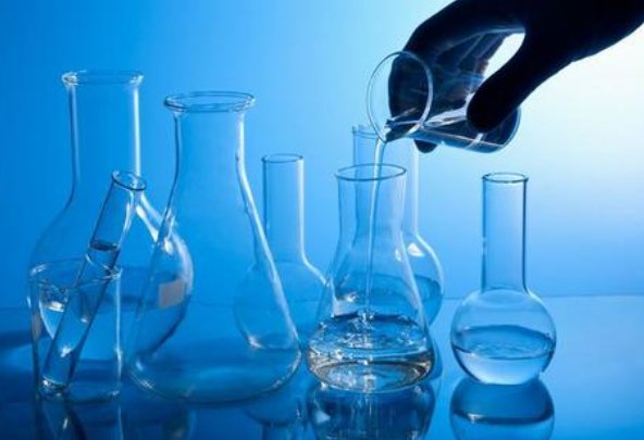 氯酸钾和二氧化锰的化学方程式是什么？