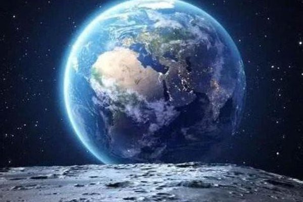 地球到月球的距离是多少？