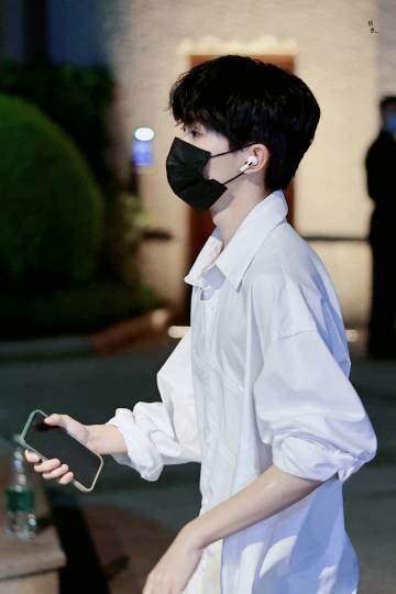 马嘉祺被中戏正式录取，他的文化课成绩怎么样？