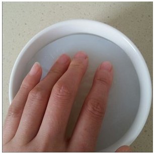 凉粉用什么材料做的