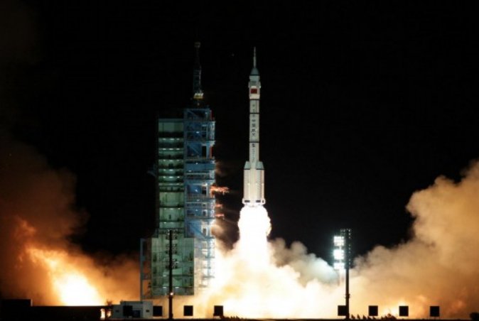 中国第一个目标飞行器和空间实验室是