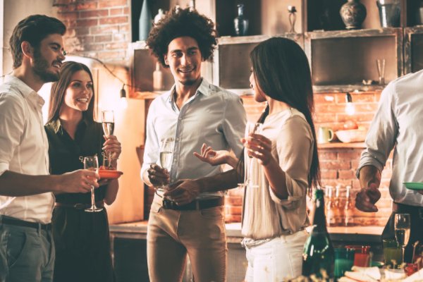 你认为多交朋友的好处在哪里？