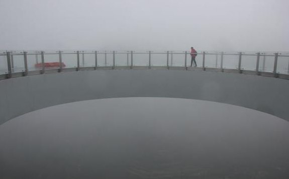 河南悬空玻璃桥为何是中原第一悬崖玻璃廊桥？