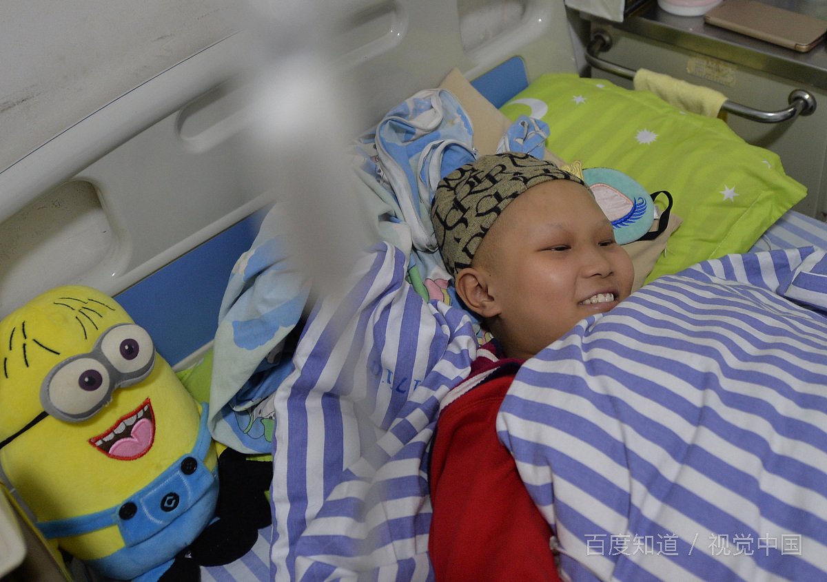 与骨肉瘤抗争了5个月的恩里克女儿去世,骨肉瘤致病因素是什么?